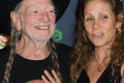 “Willie Nelson and Annie D’Angelo: The Secret to 32 Years of Unbreakable Love”